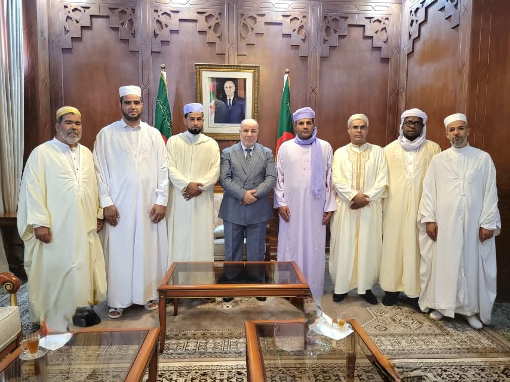 استقبال الدفعة الرابعة من الأئمة الموفدين إلى أكاديمية الأزهر العالمية بجمهورية مصر العربية