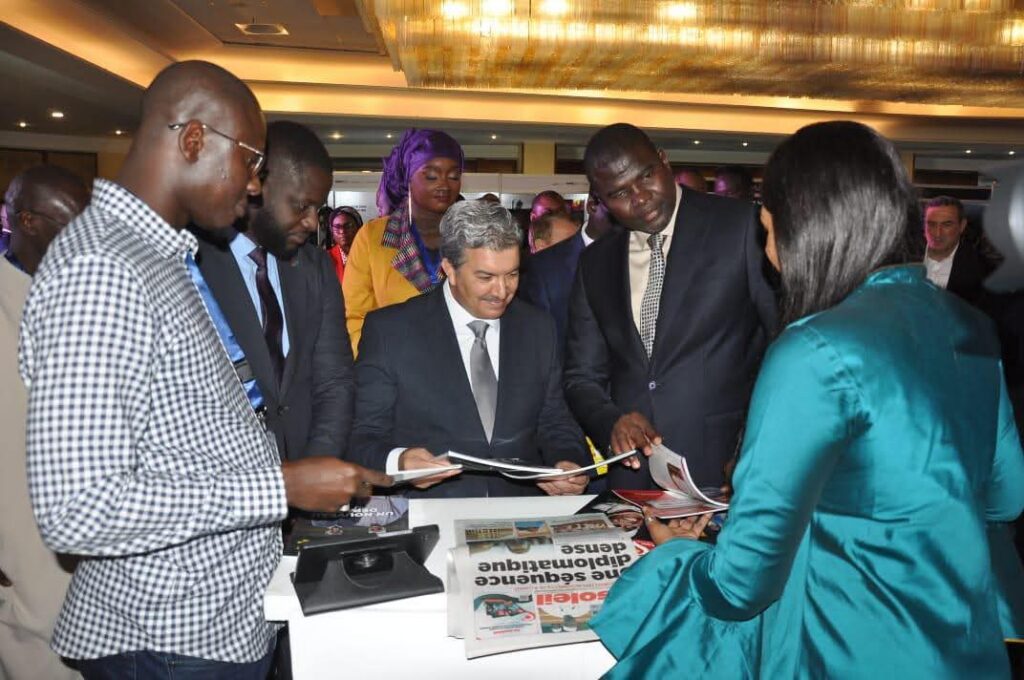 وزير الاتصال زهير بوعمامة يشارك بالمنتدى الافريقي للبث الإذاعي والتلفزي بداكار