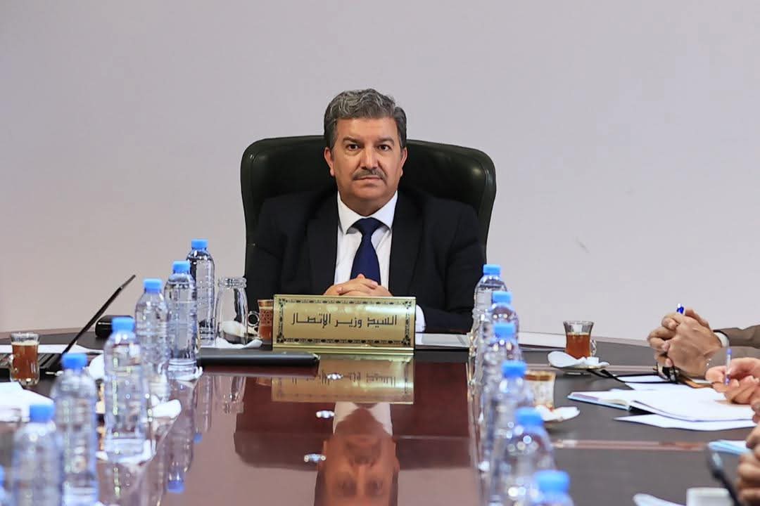 وزير الاتصال يتباحث عديد القضايا الراهنة مع عددا من مسؤولي المواقع الإعلامية الإلكترونية المعتمدة