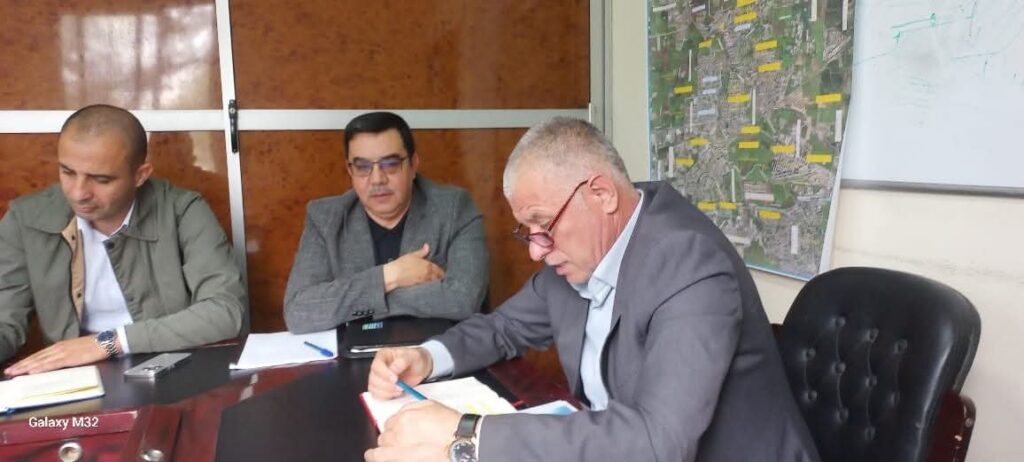 ضمانا لاستمرارية الخدمة خلال عيد الاضحى وموسم الصيف …اجتماع تنسيقي بين “سيال” و ولاية الجزائر